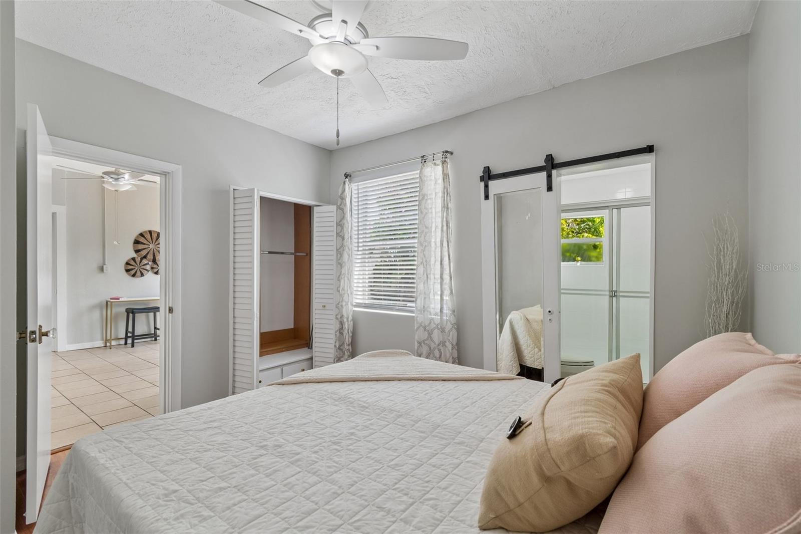 Primary bedroom with en suite bathroom