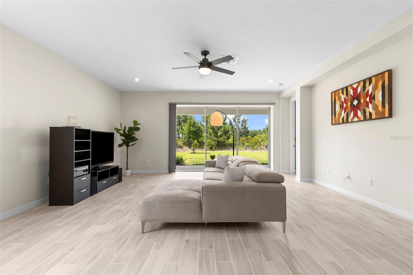 Living Room-Pocket Sliding Glass Door