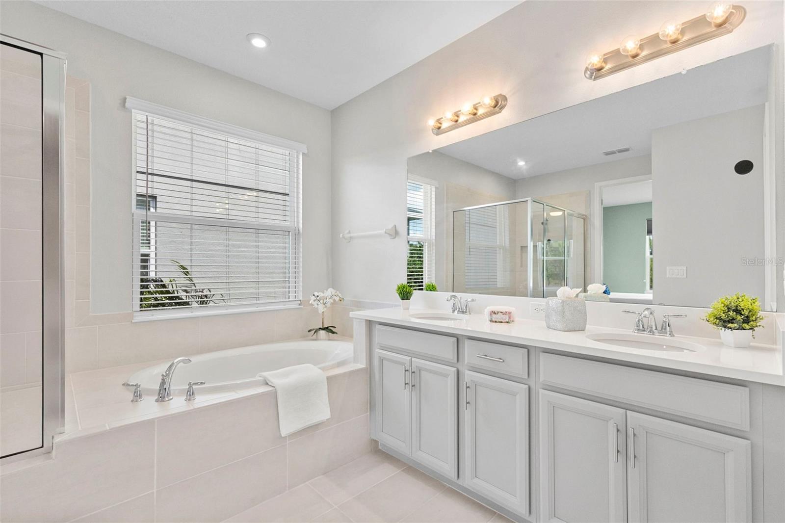 Primary En-Suite-Modern Lighting