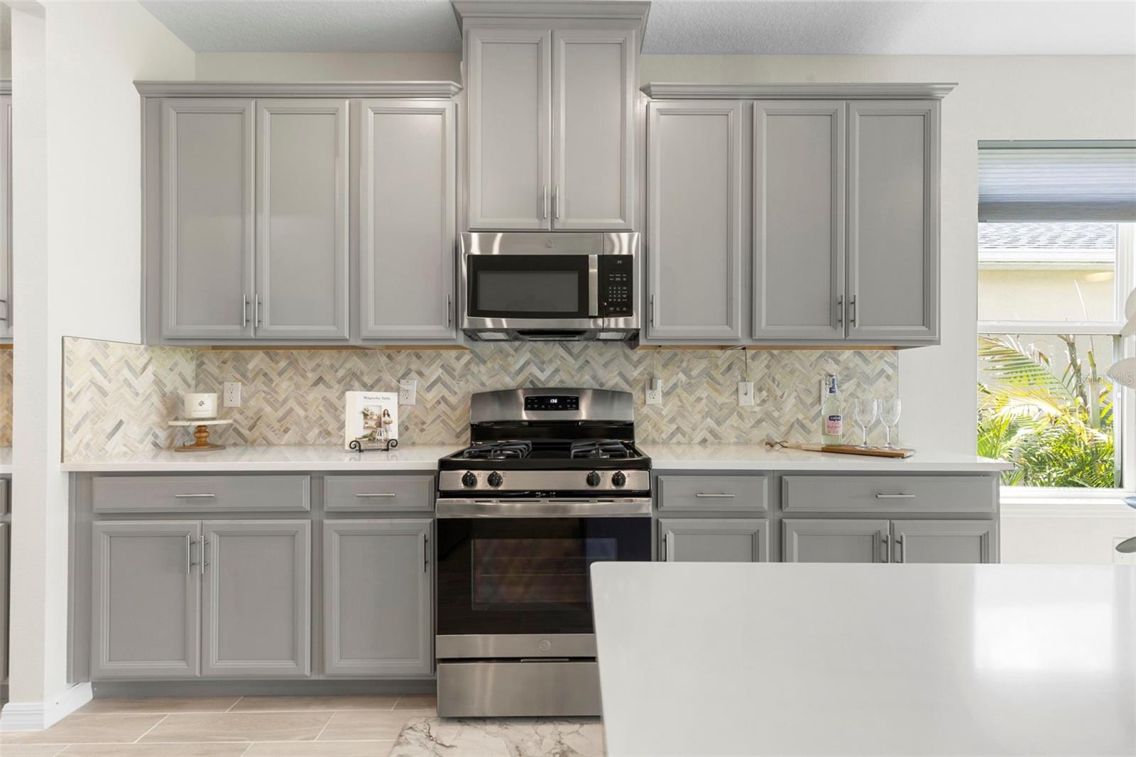 Kitchen-Ample Counter Space