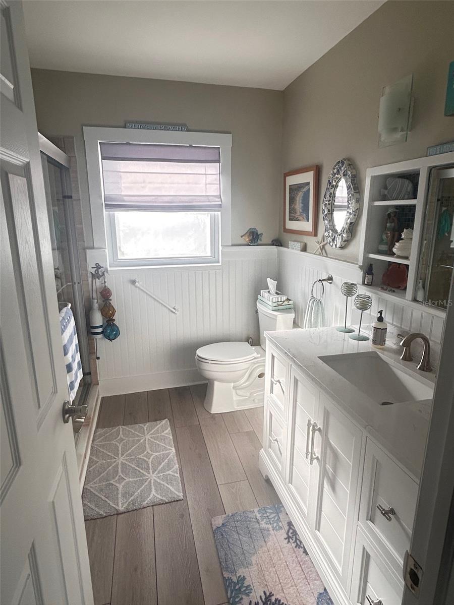 O6401668