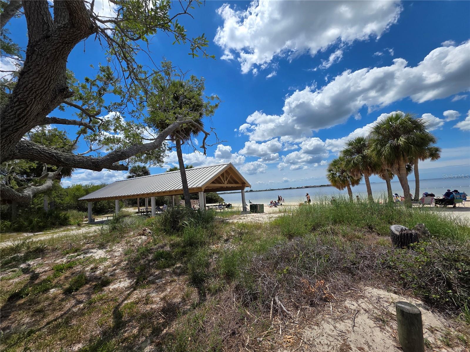 Green key beach within 7.5 miles