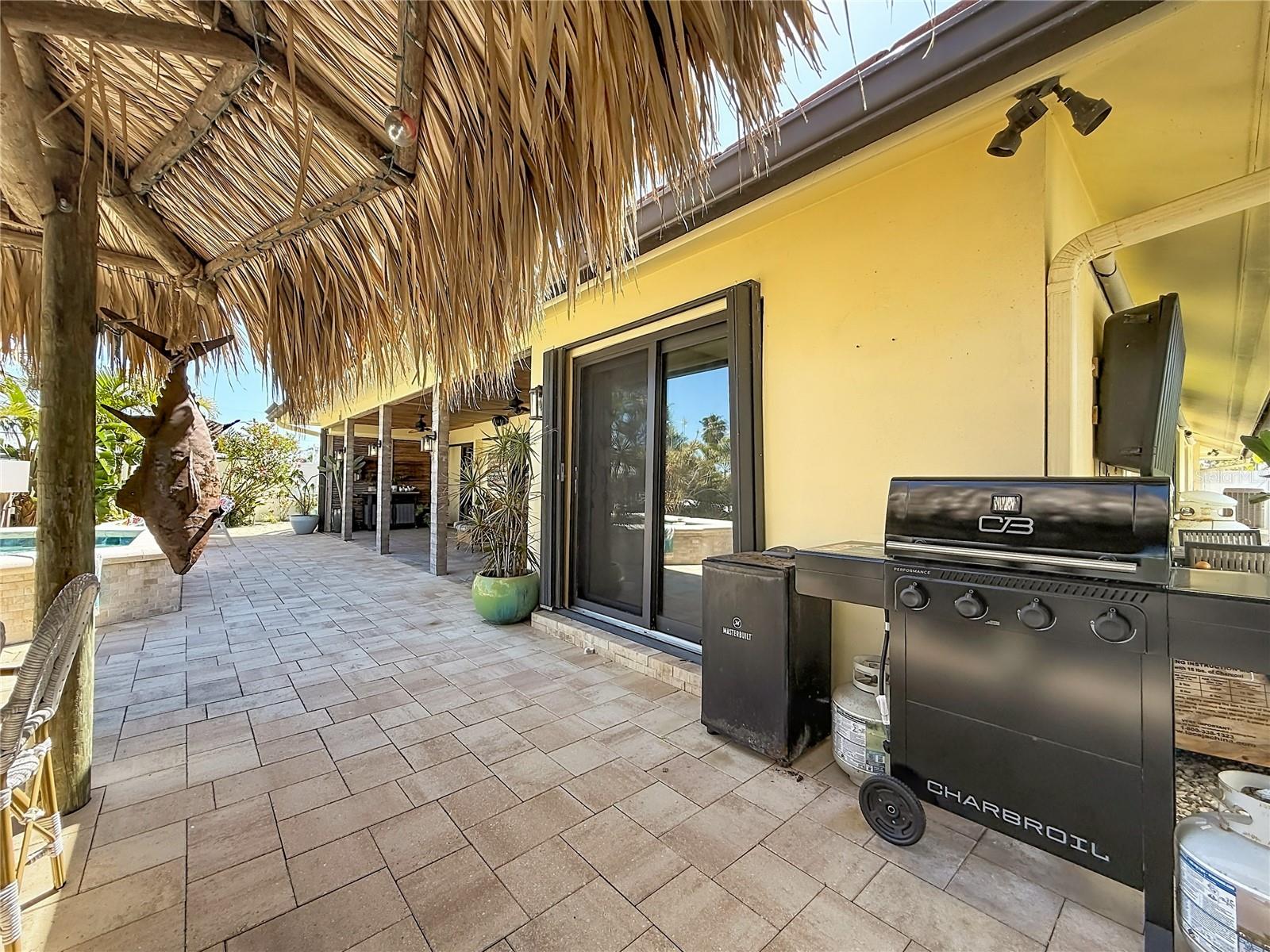 Area for grille