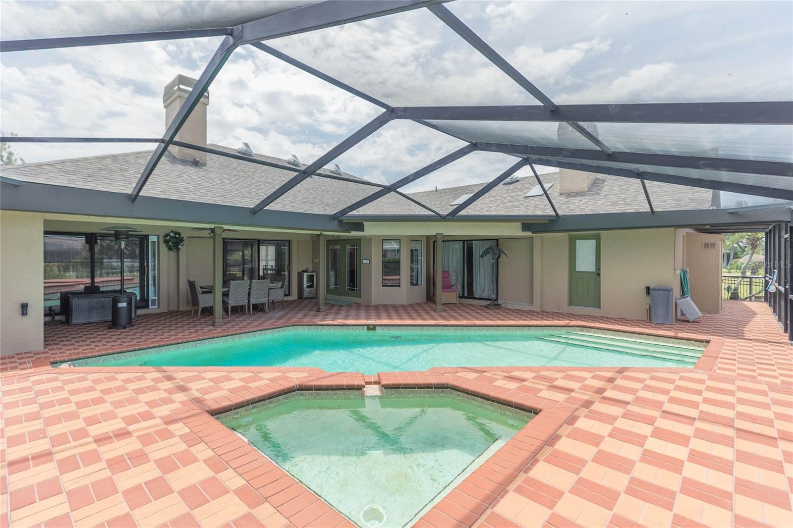 Pool & Birdcage