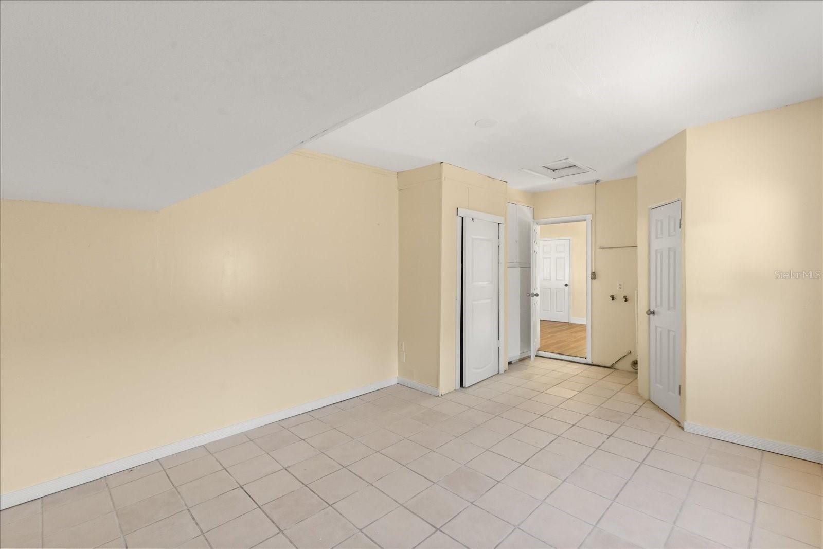 Bonus Room
