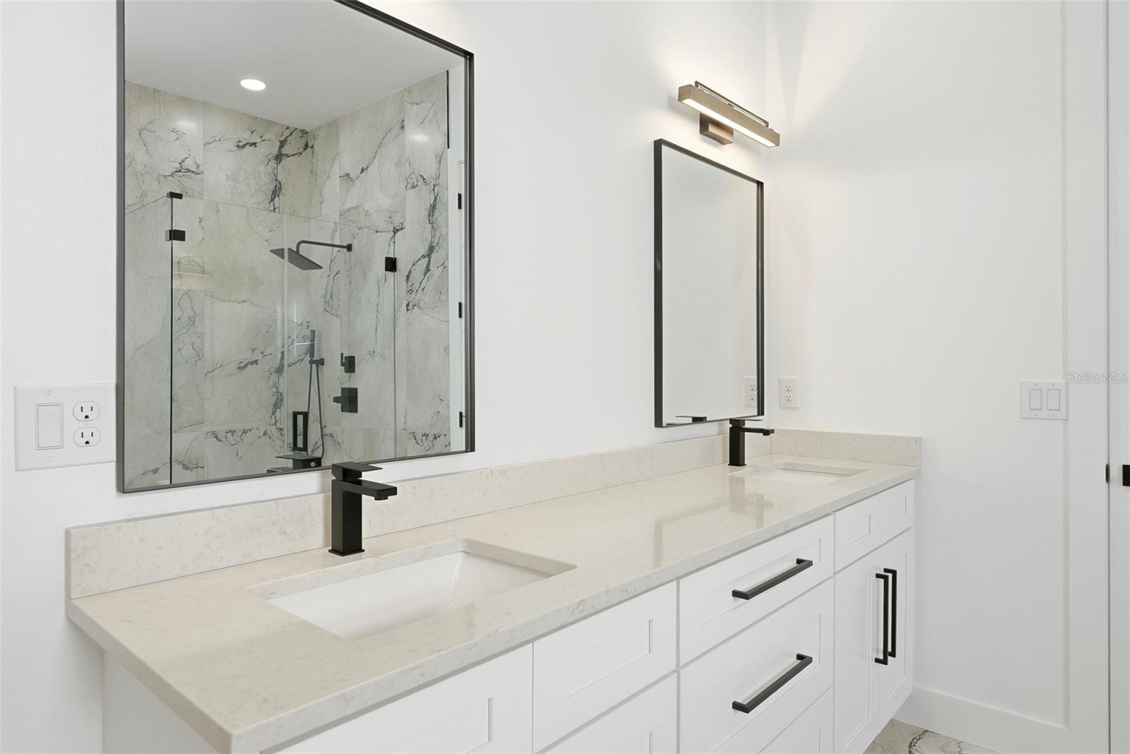 Primary Suite Bathroom