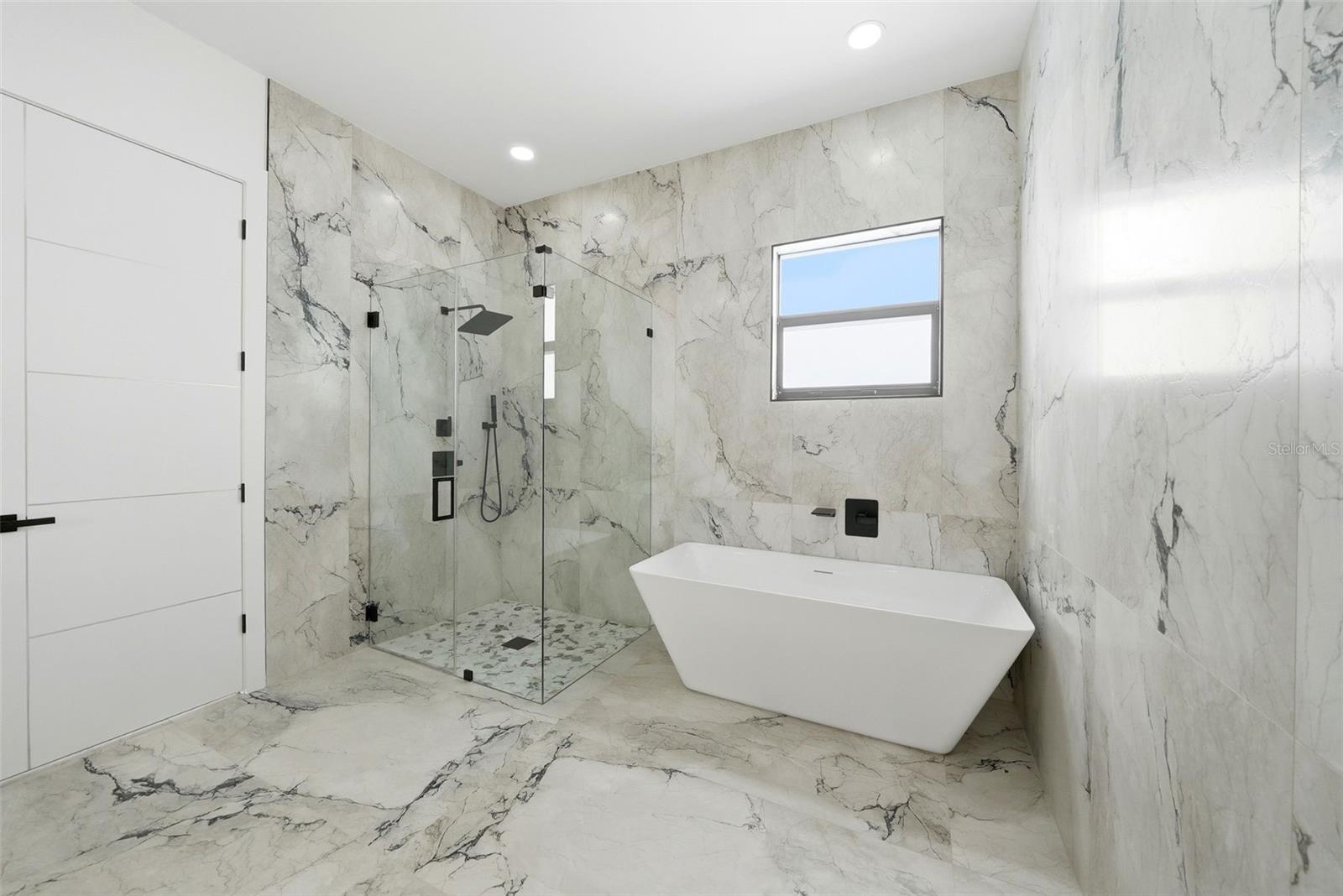 Primary Suite Bathroom