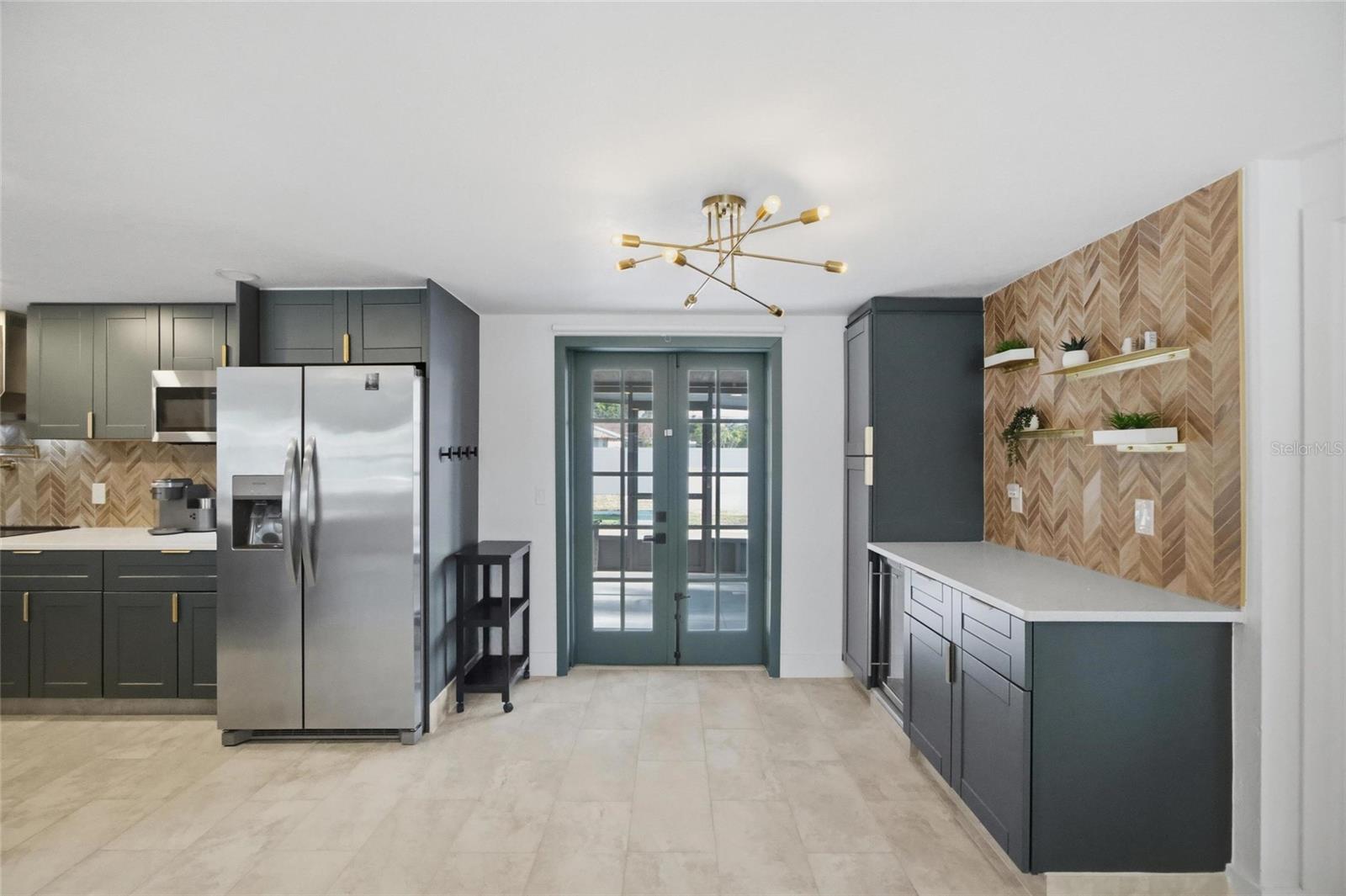 French Doors to Screened Lanai