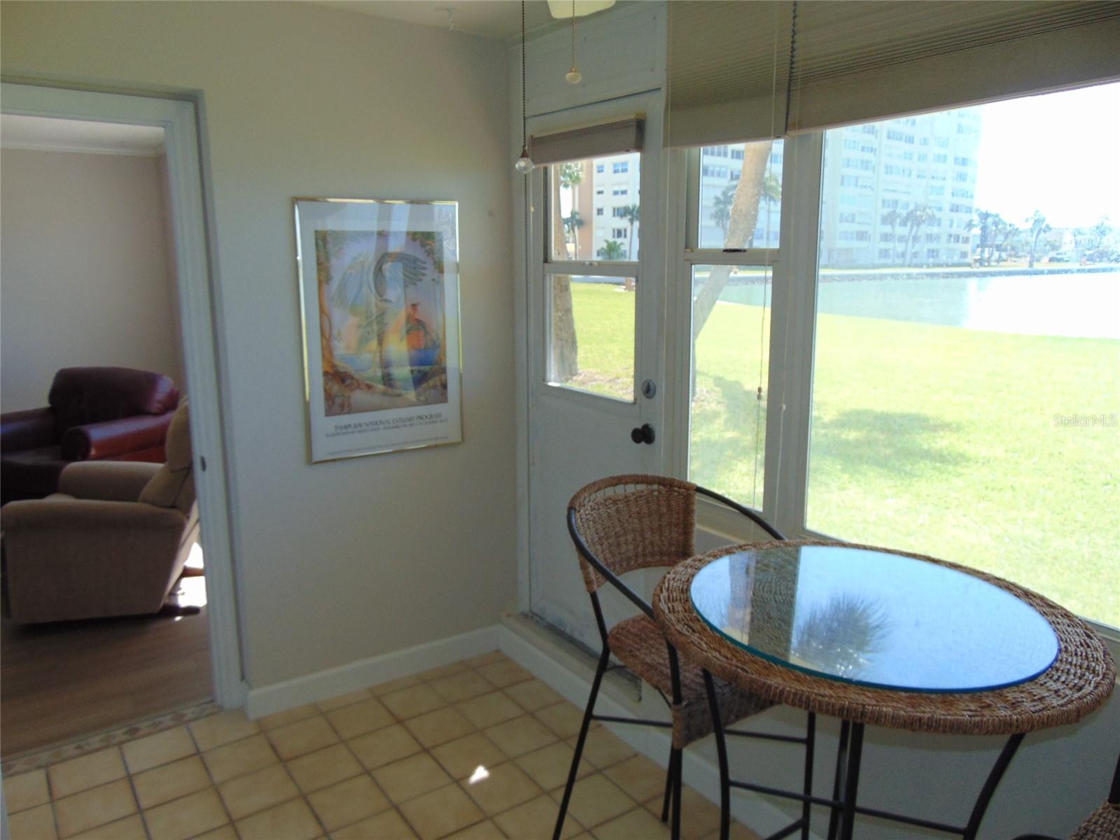 Comfy Florida (bonus) room for quiet breakfasts!