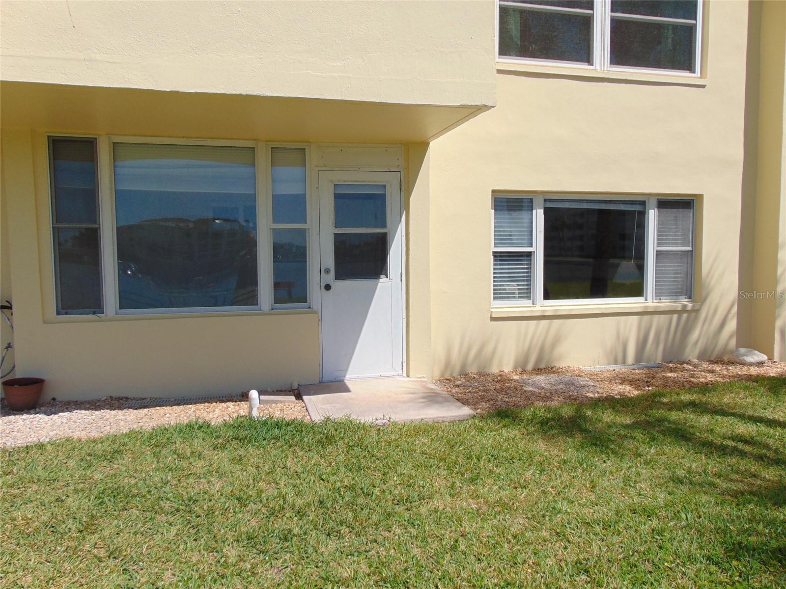 Unit's entrance from the backyard!