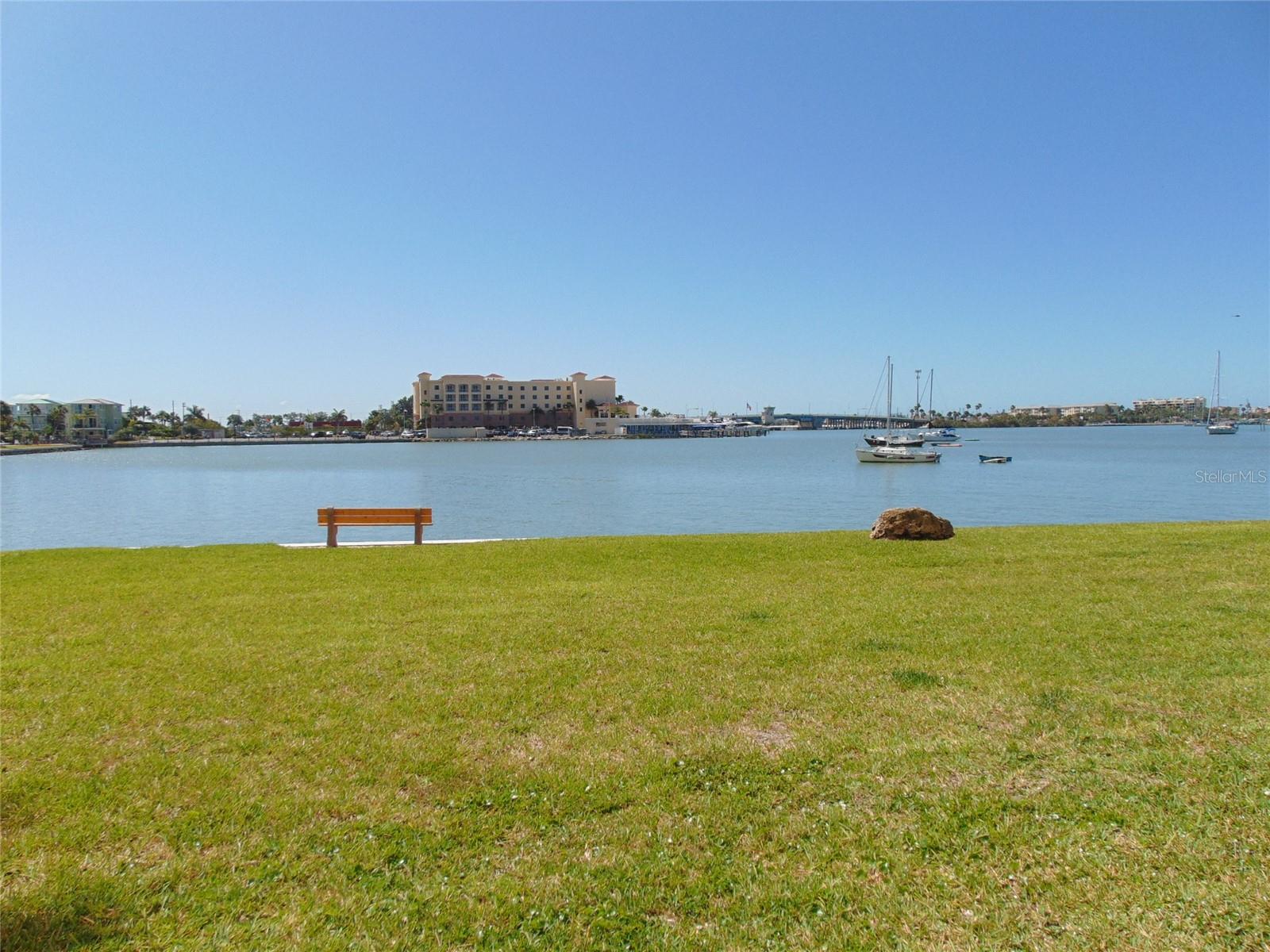 View out your back window(2)