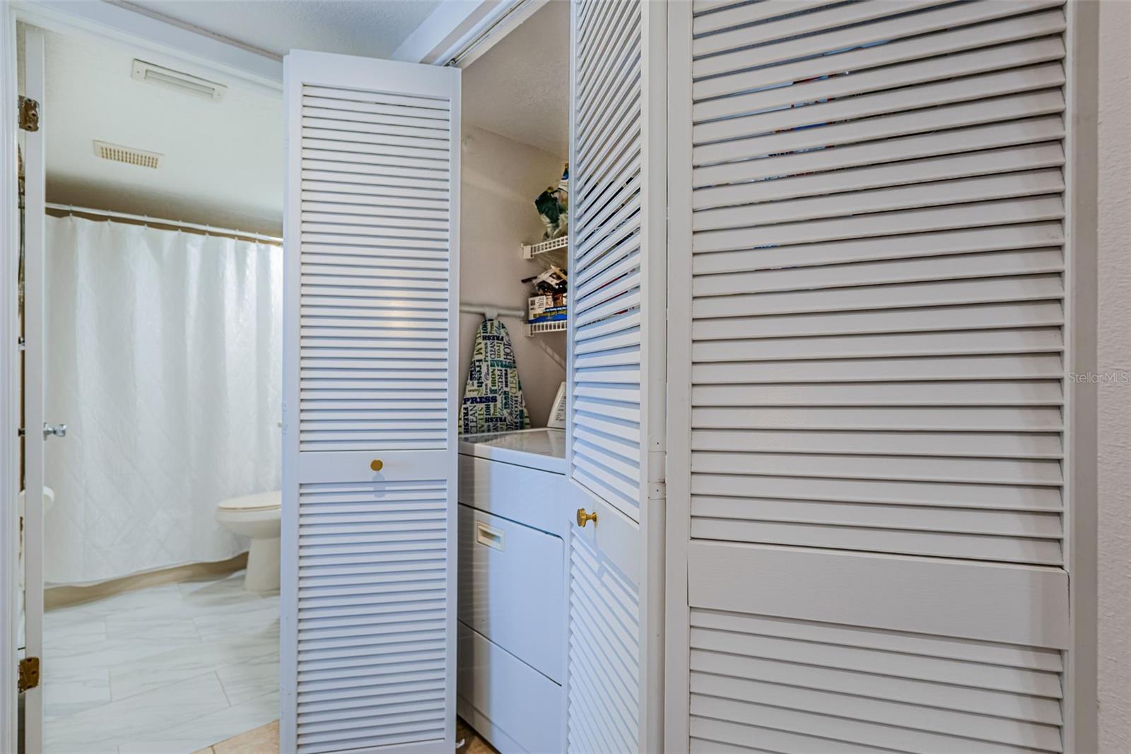 Full size Washer & Dryer