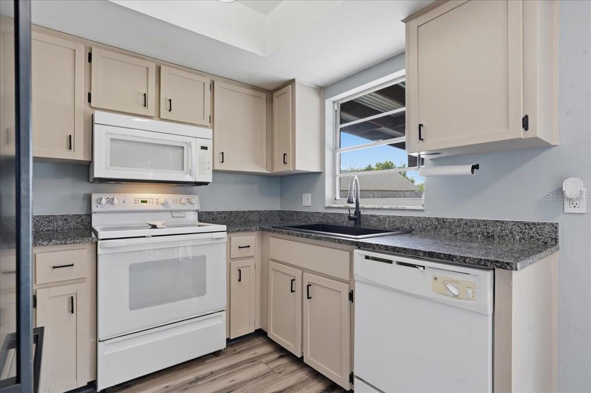 KITCHEN WITH PASS THRU WINDOW