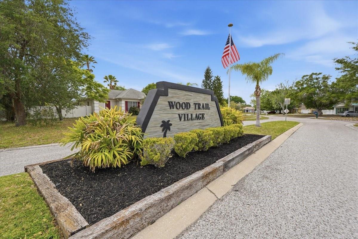 WOOD TRAIL VILLAGE COMMUNITY ~ NO HOA OR DEED RESTRICTIONS!