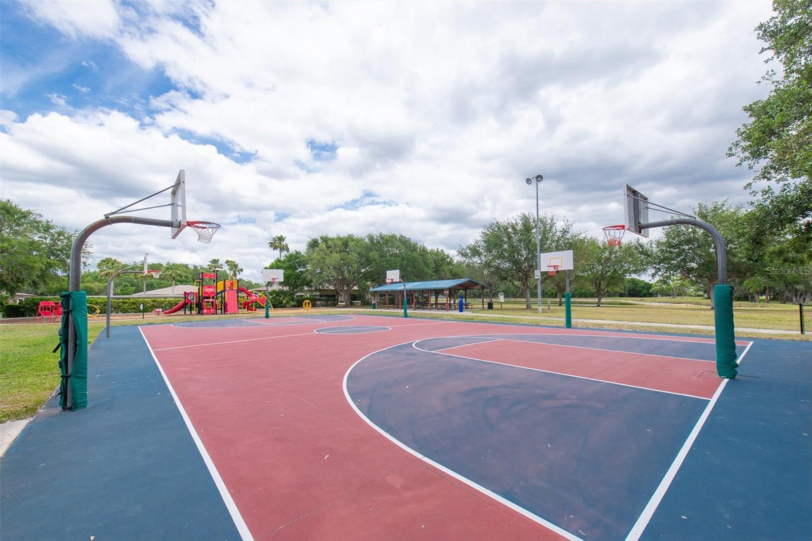 BASKETBALL COURTS