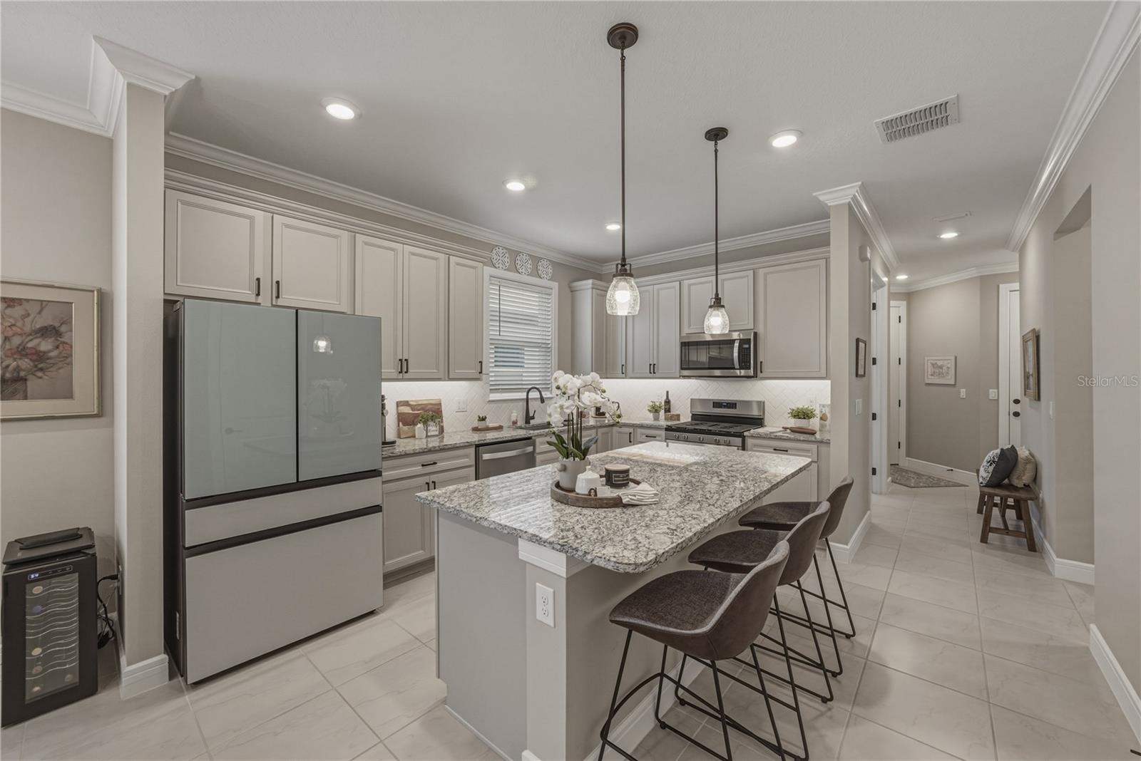 Upgraded Solid Wood Cabinets, Dove Tail Construction. Soft Close Drawers with Crown Molding