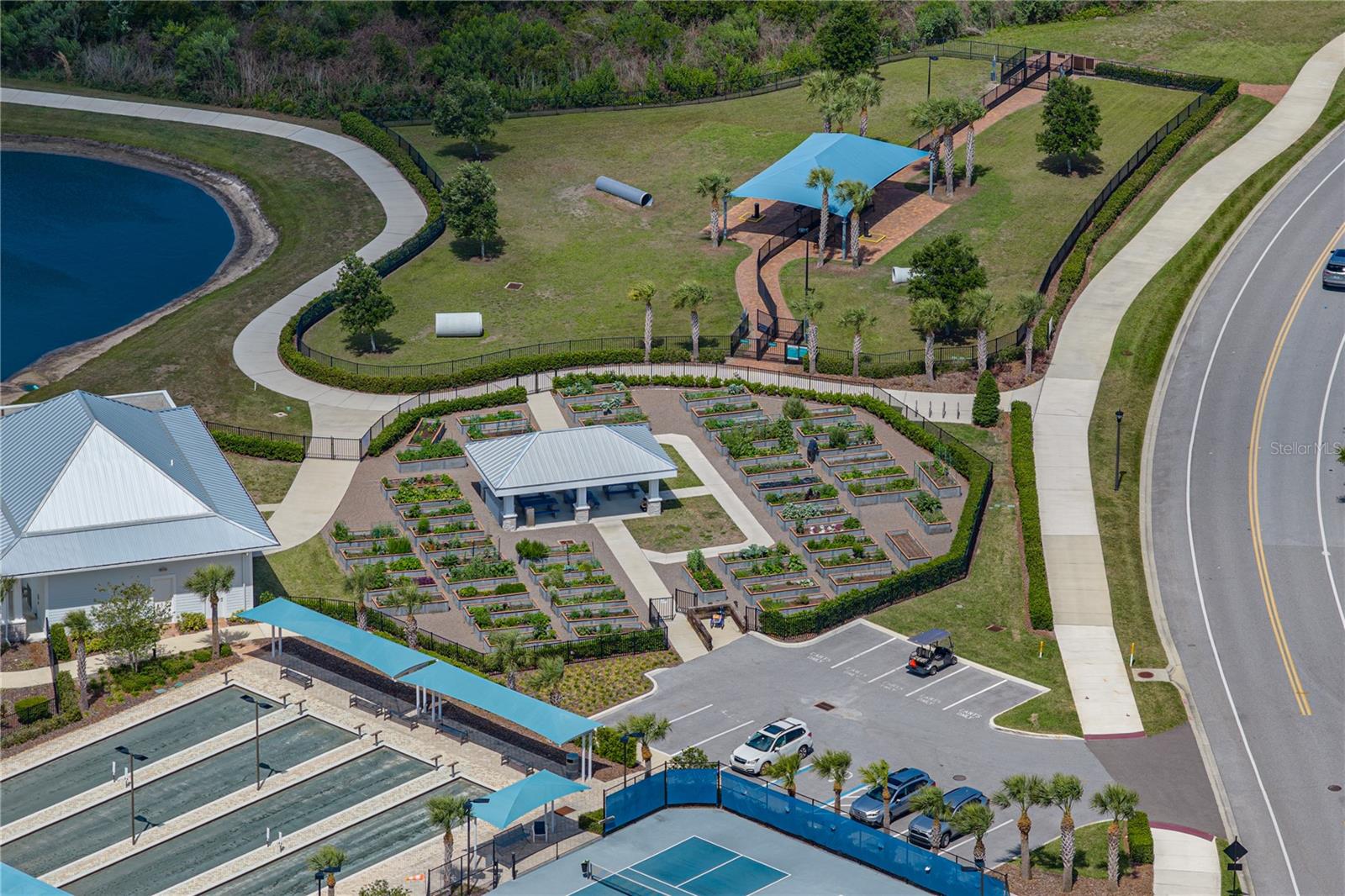 Community Garden Center & Fenced Small and Large Dog Parks