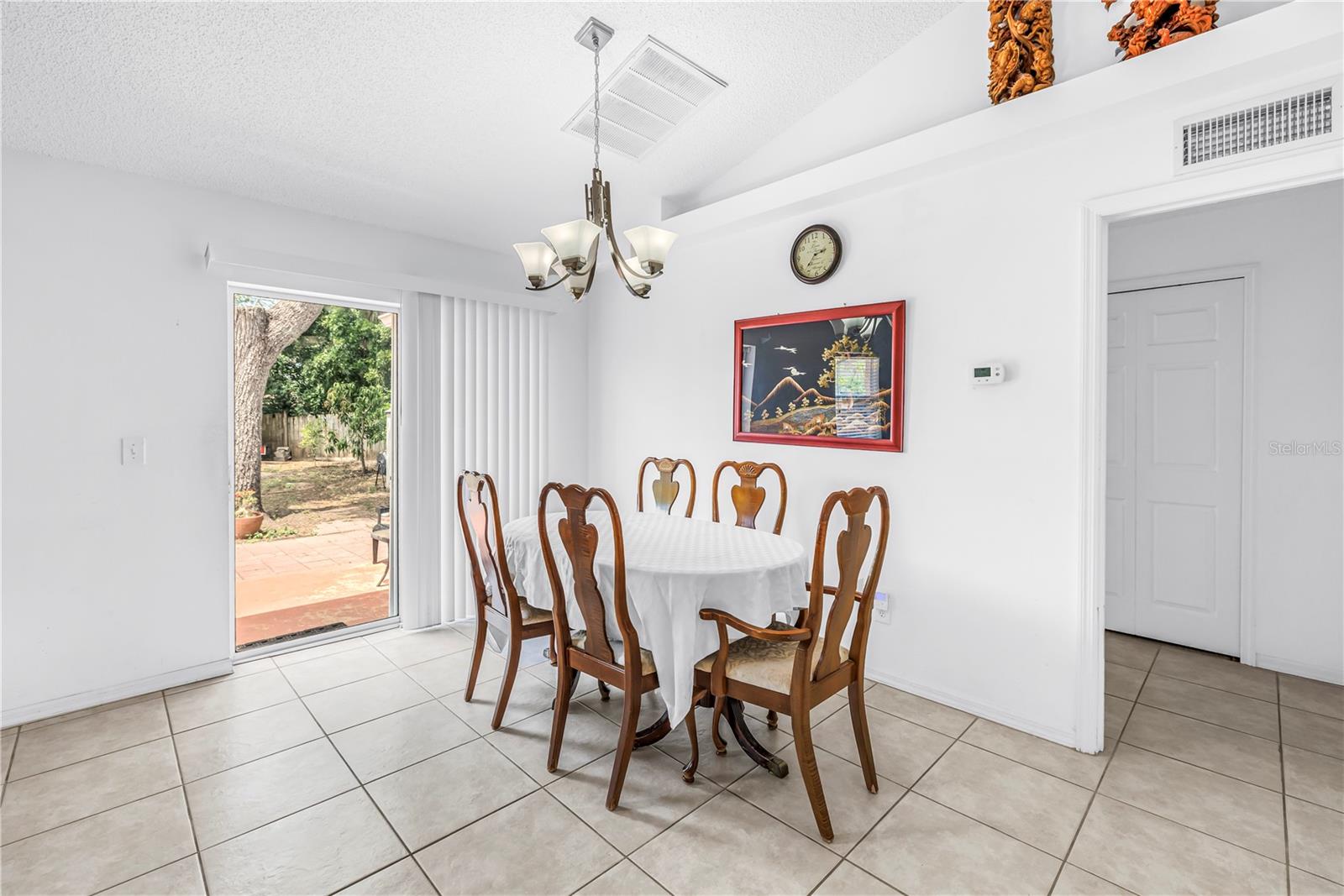 Dining room/Back door