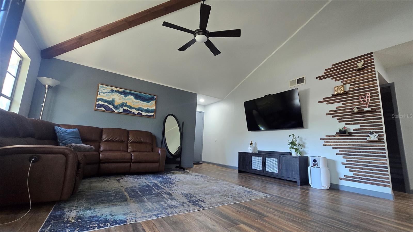 This picture doesn't do the vaulted ceiling justice....I was trying....lol