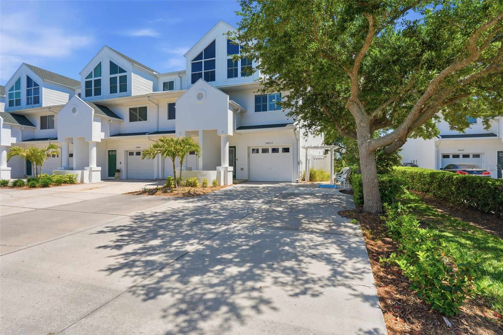 Double wide driveway on this End Unit