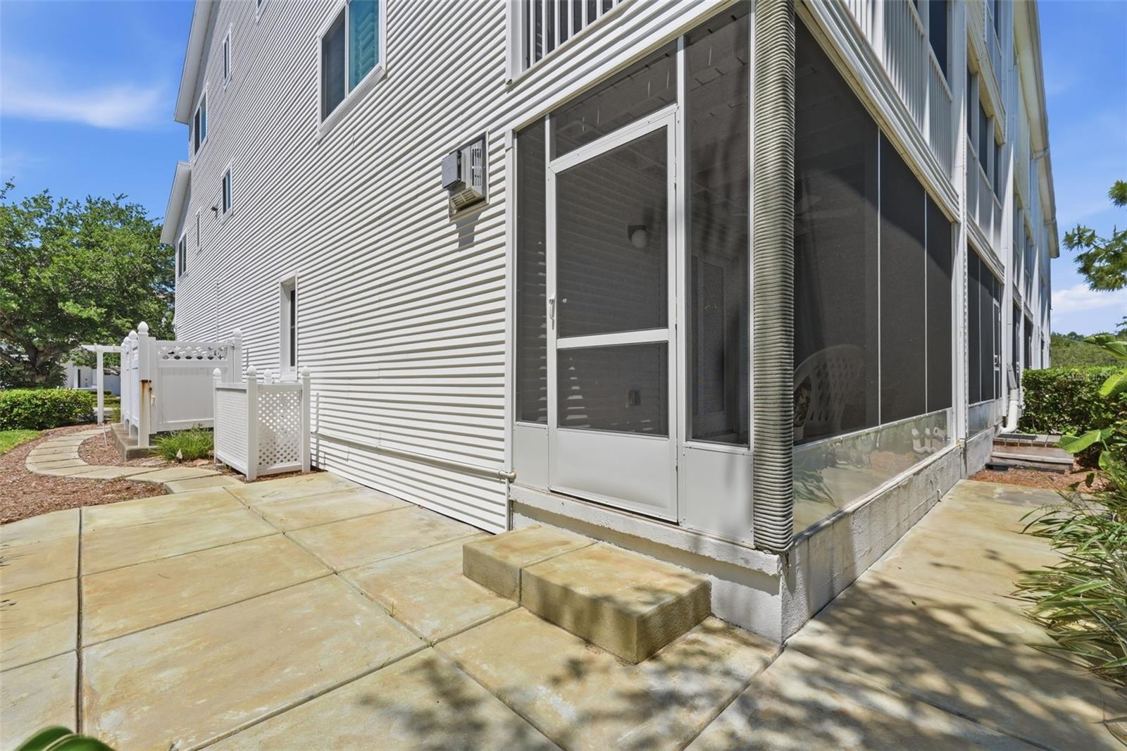 Side concrete patio