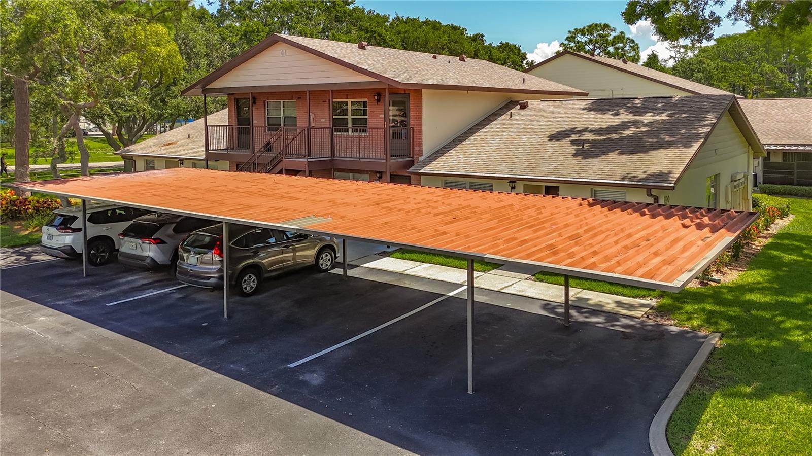 2442 Enterprise Rd covered parking