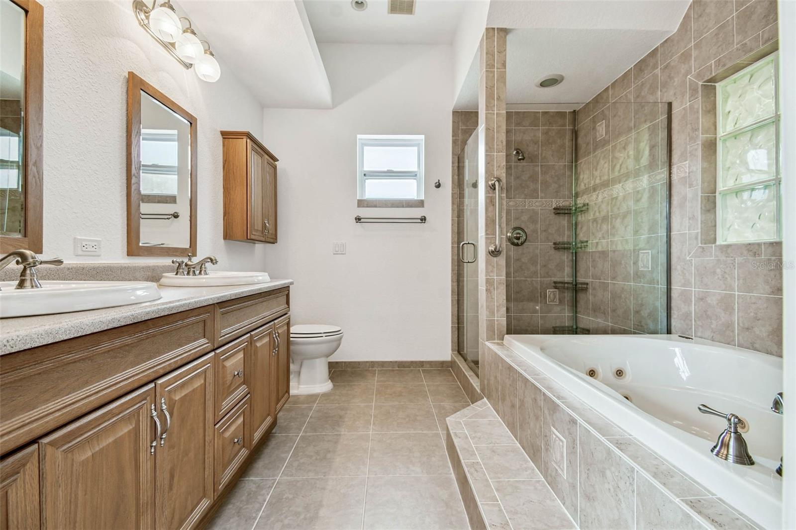 Dual Sinks
