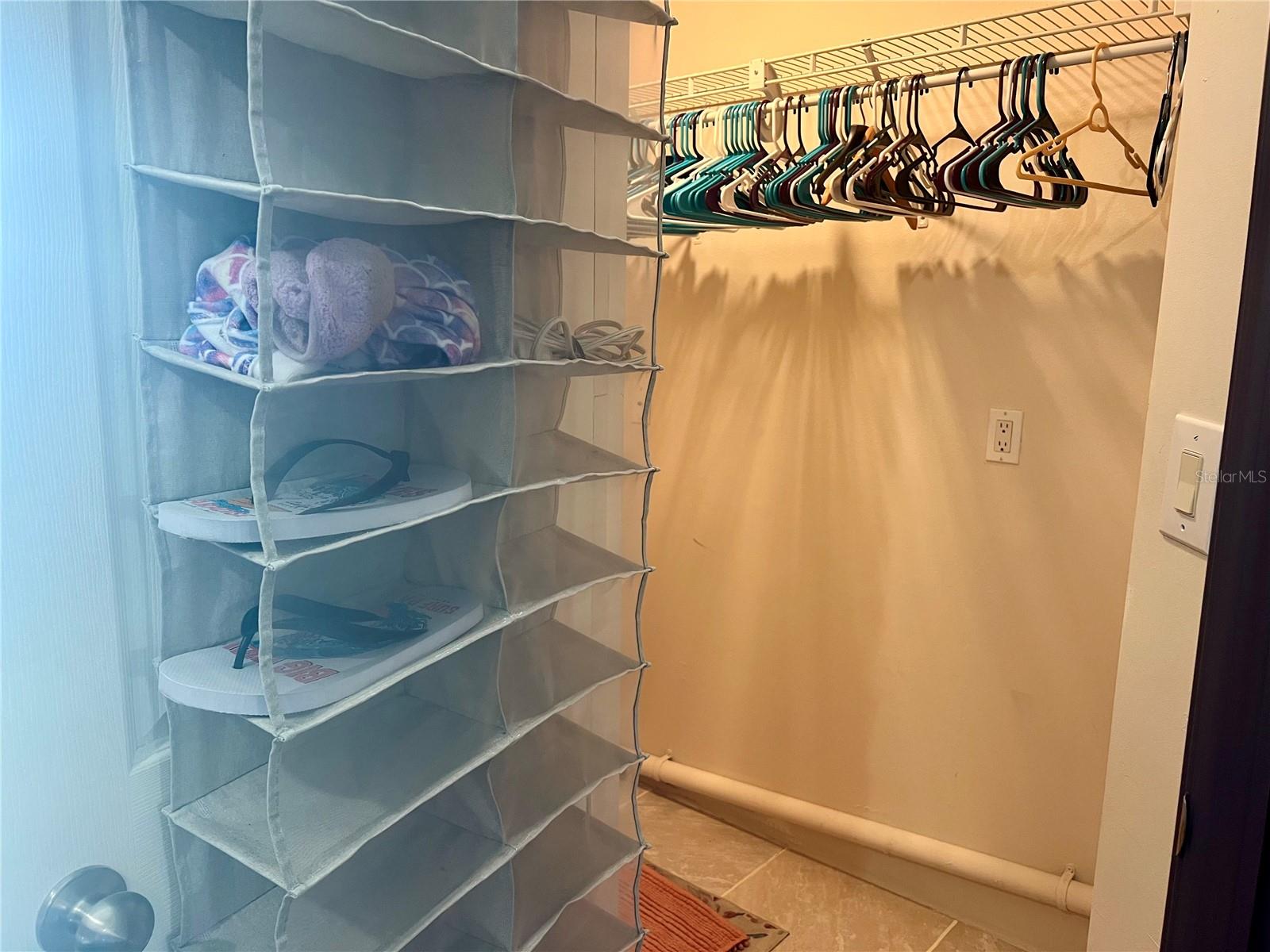 Walk-in Closet