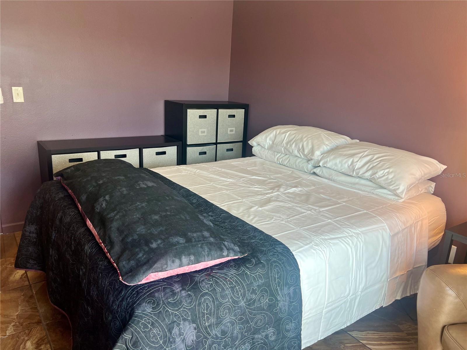 Adjustable + Massage Tempur Bed