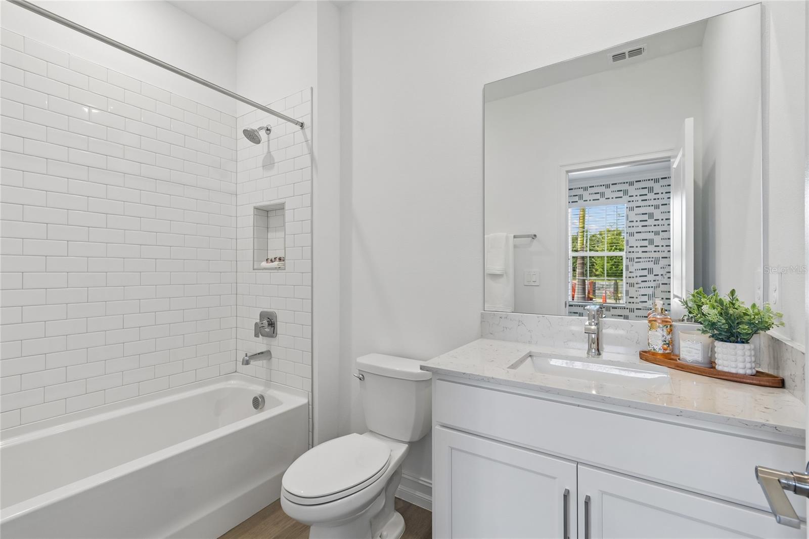 Private ensuite for Bedroom 2