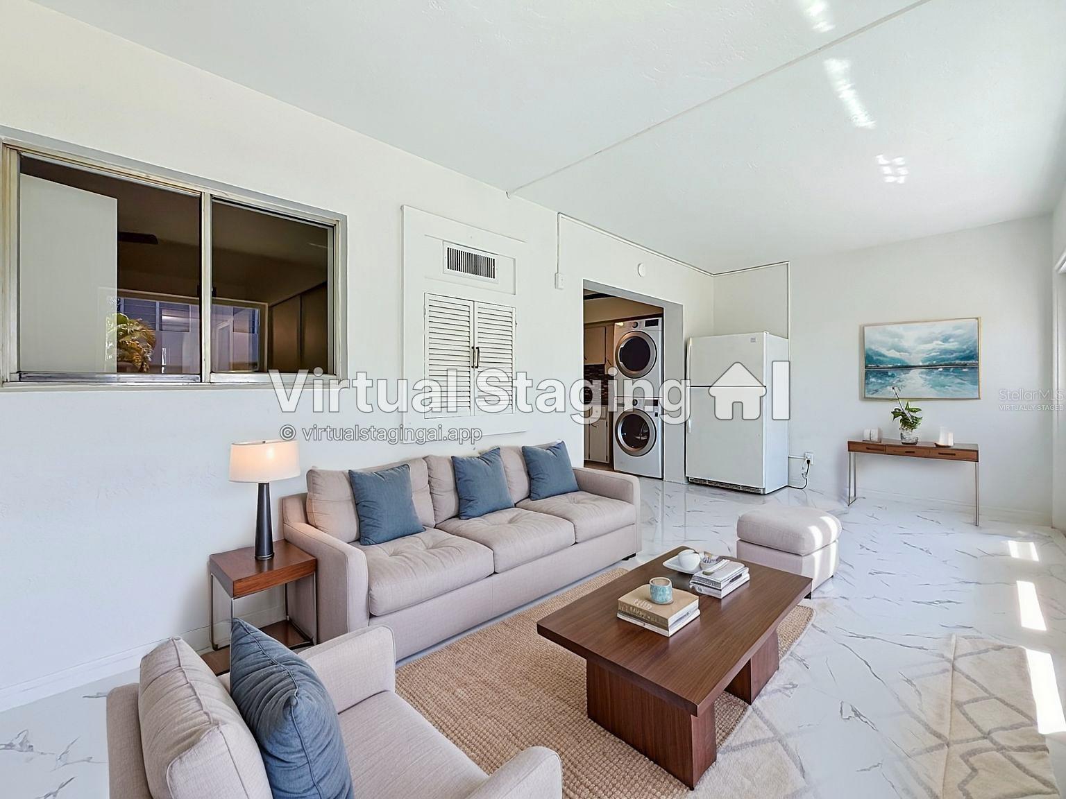 Florida Room Virtually Staged