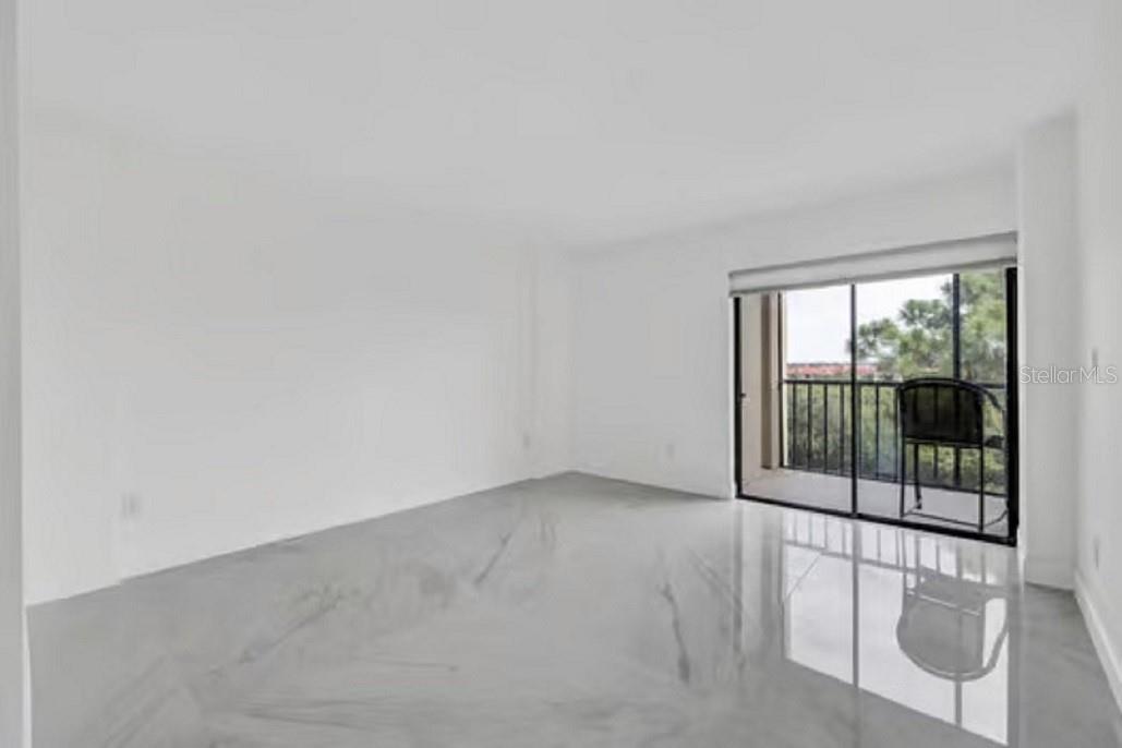 Primary Bedroom unstaged