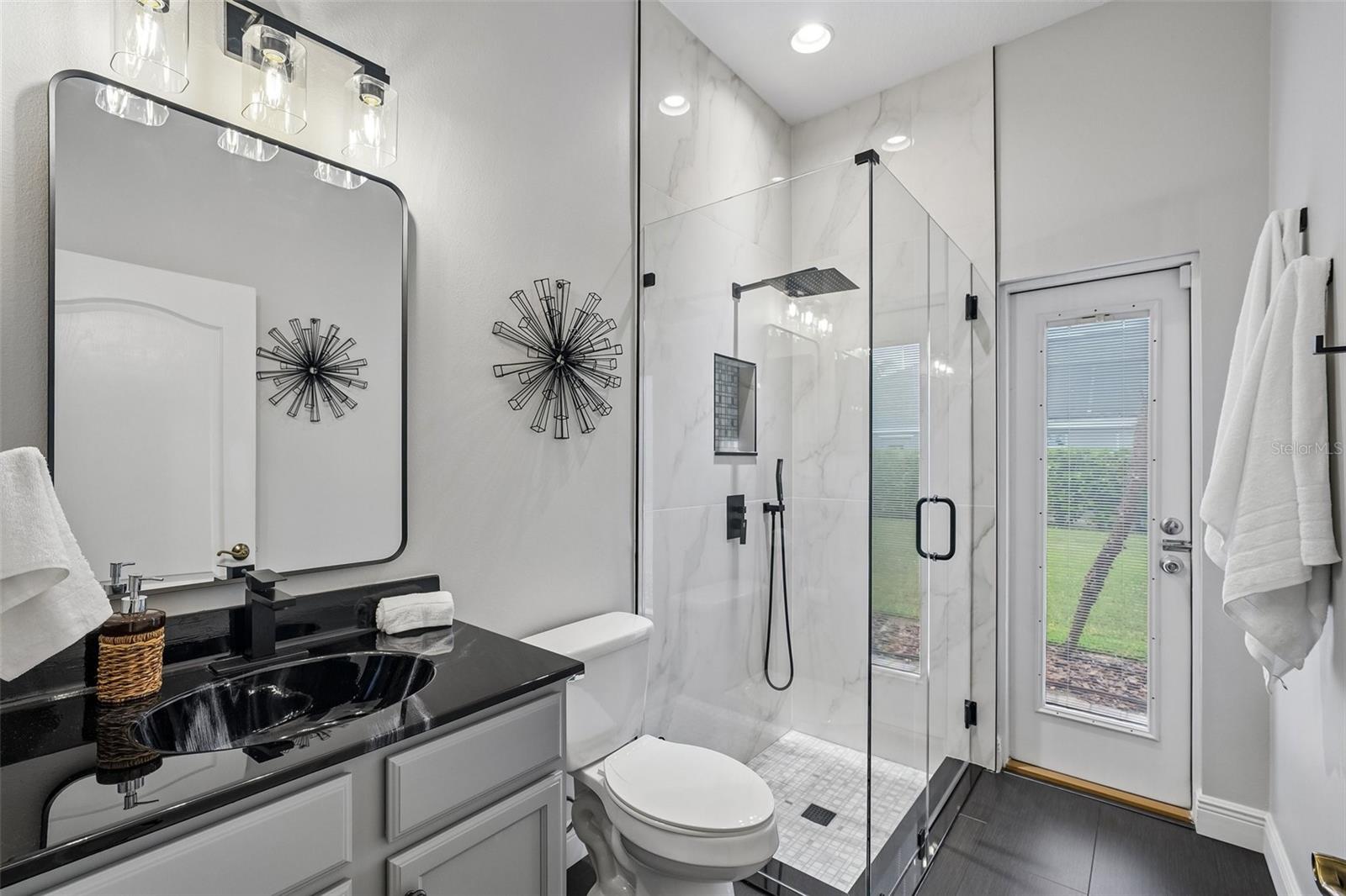 Bathrom 2 - Pool Access