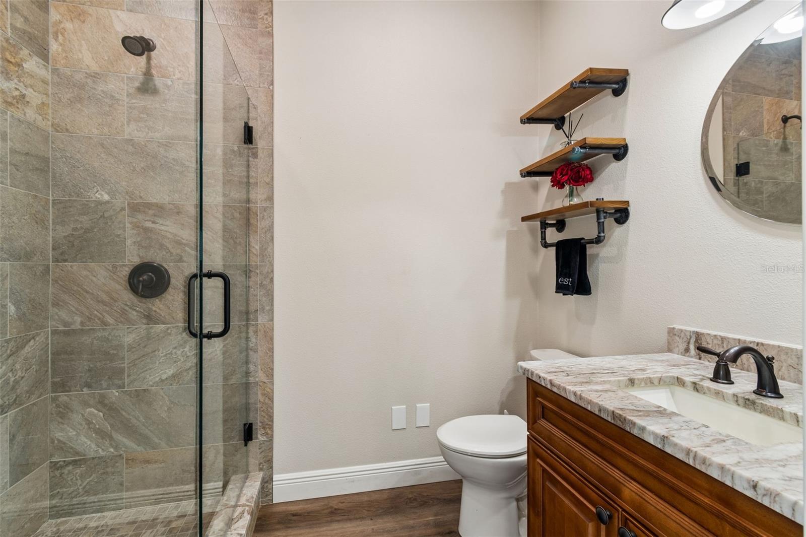 Game room Bath 2