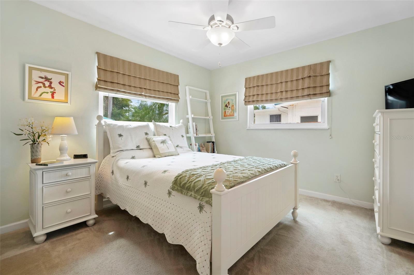 Third bedroom.