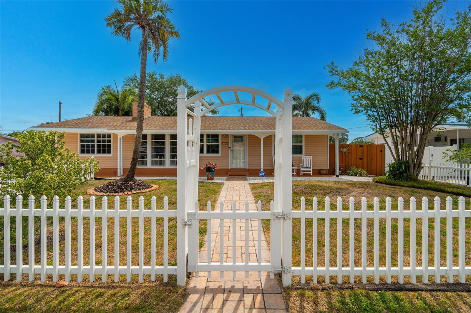 2648 46th St S, Gulfport.