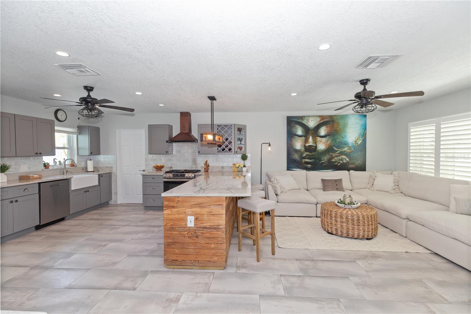 Great space for cooking and entertaining