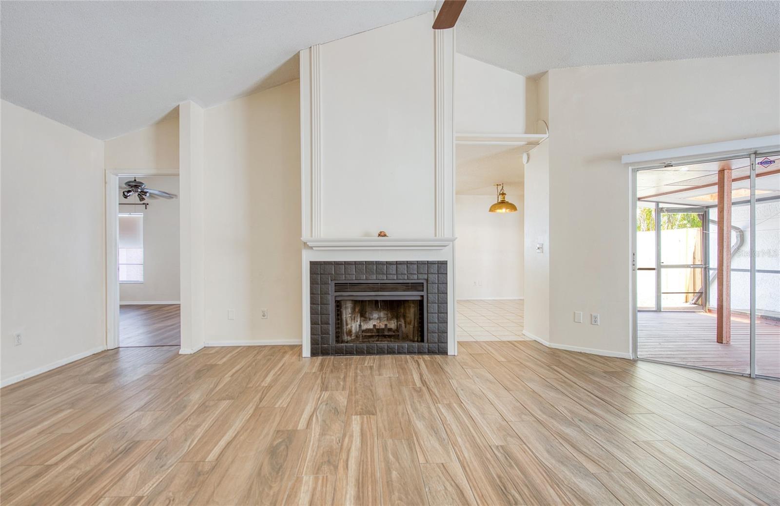 GREAT ROOM WITH FIREPLACE