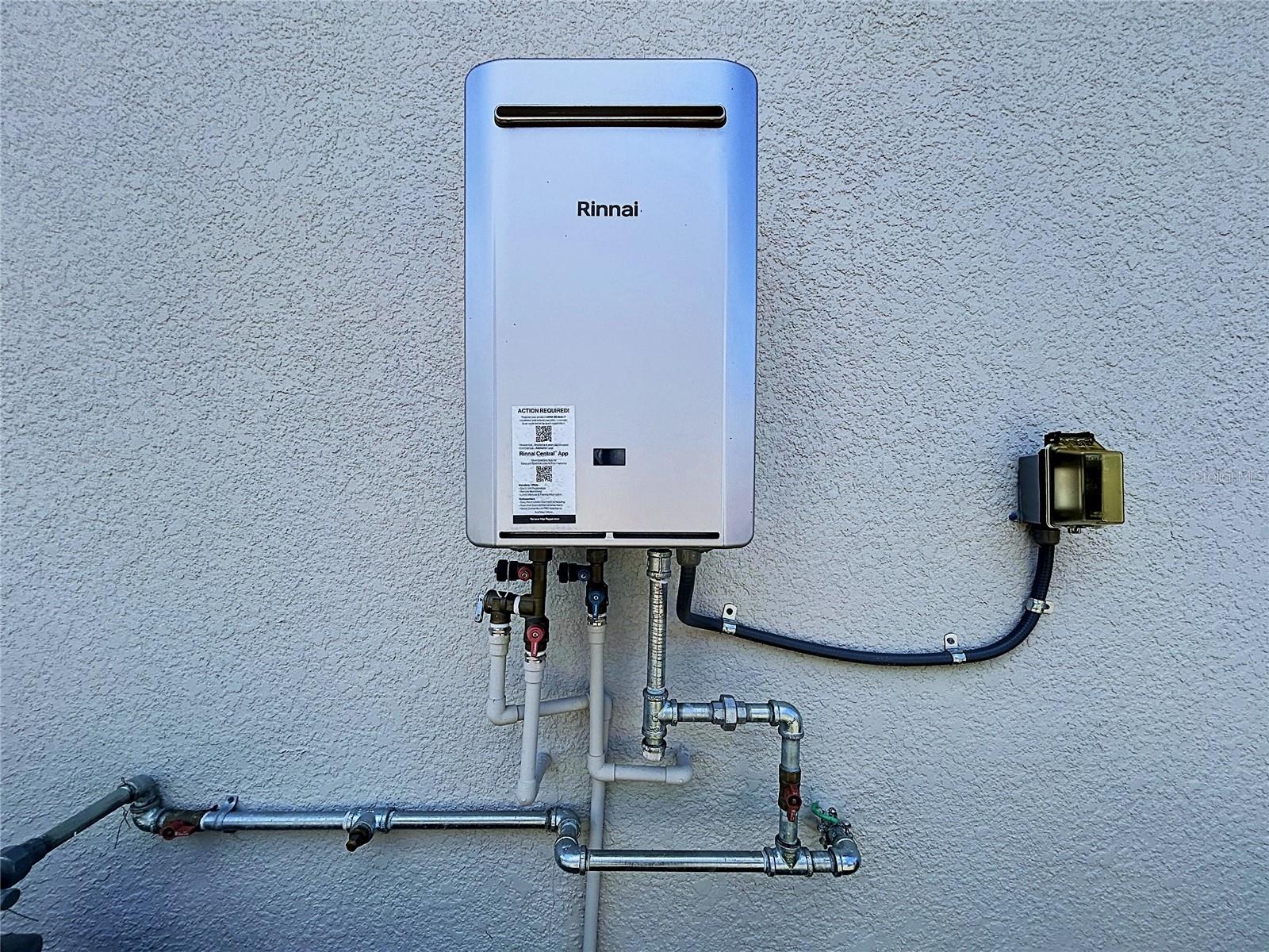 RINNAI TANKLESS WATER HEATER