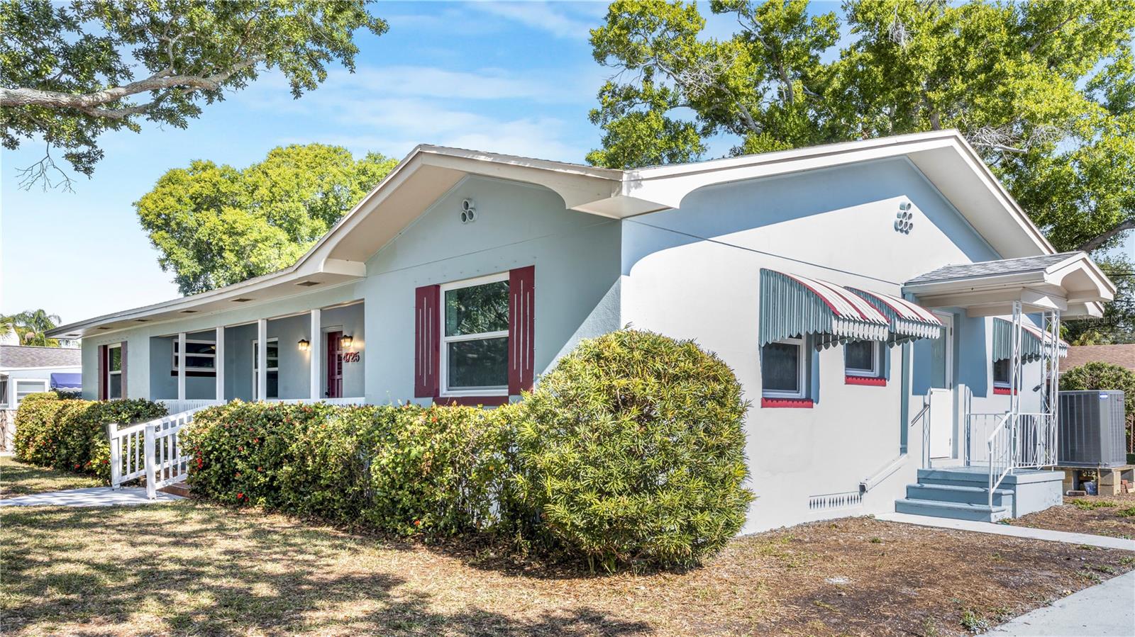 TB8501838