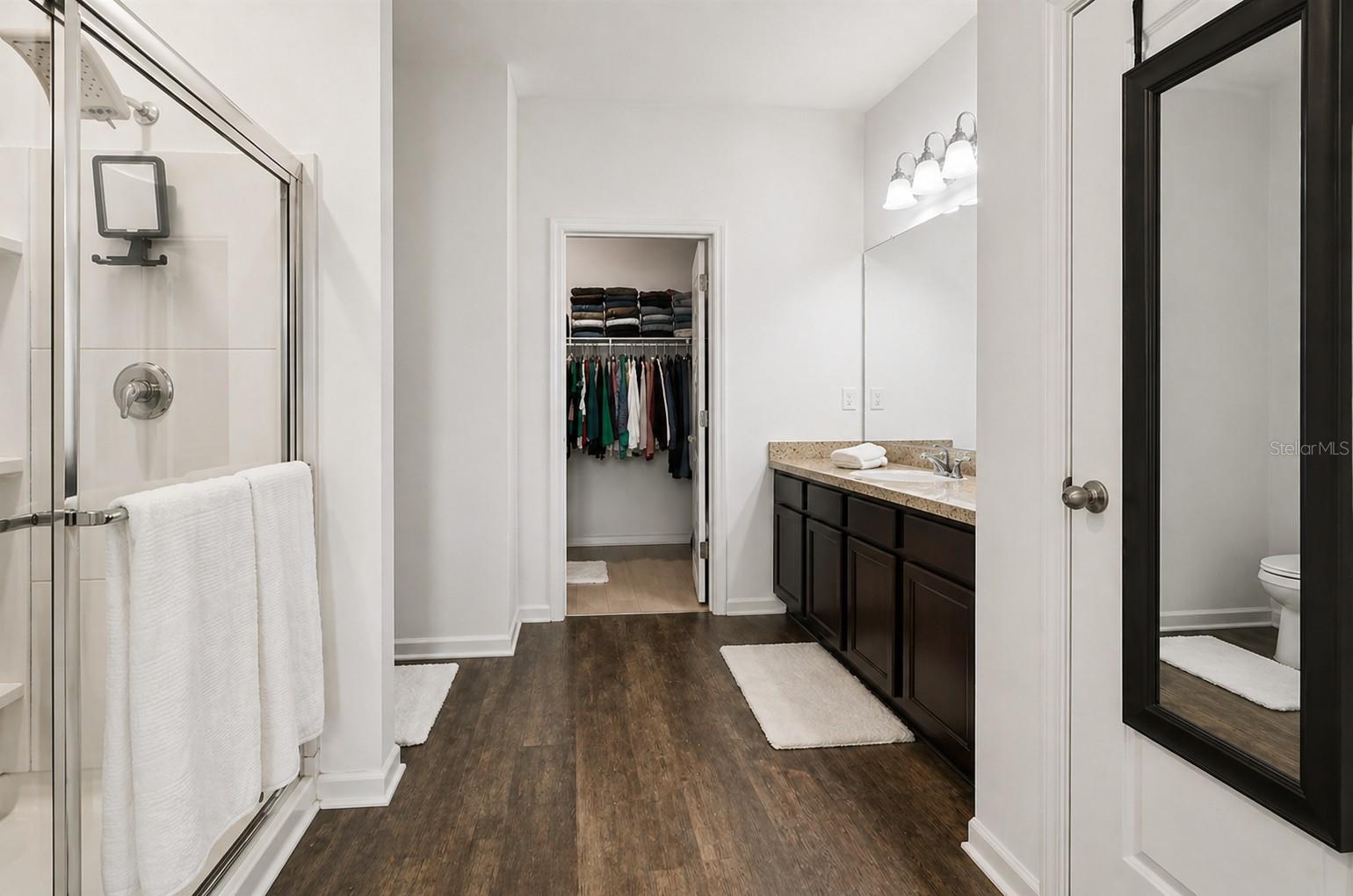 Primary BR En-Suite Bathroom
