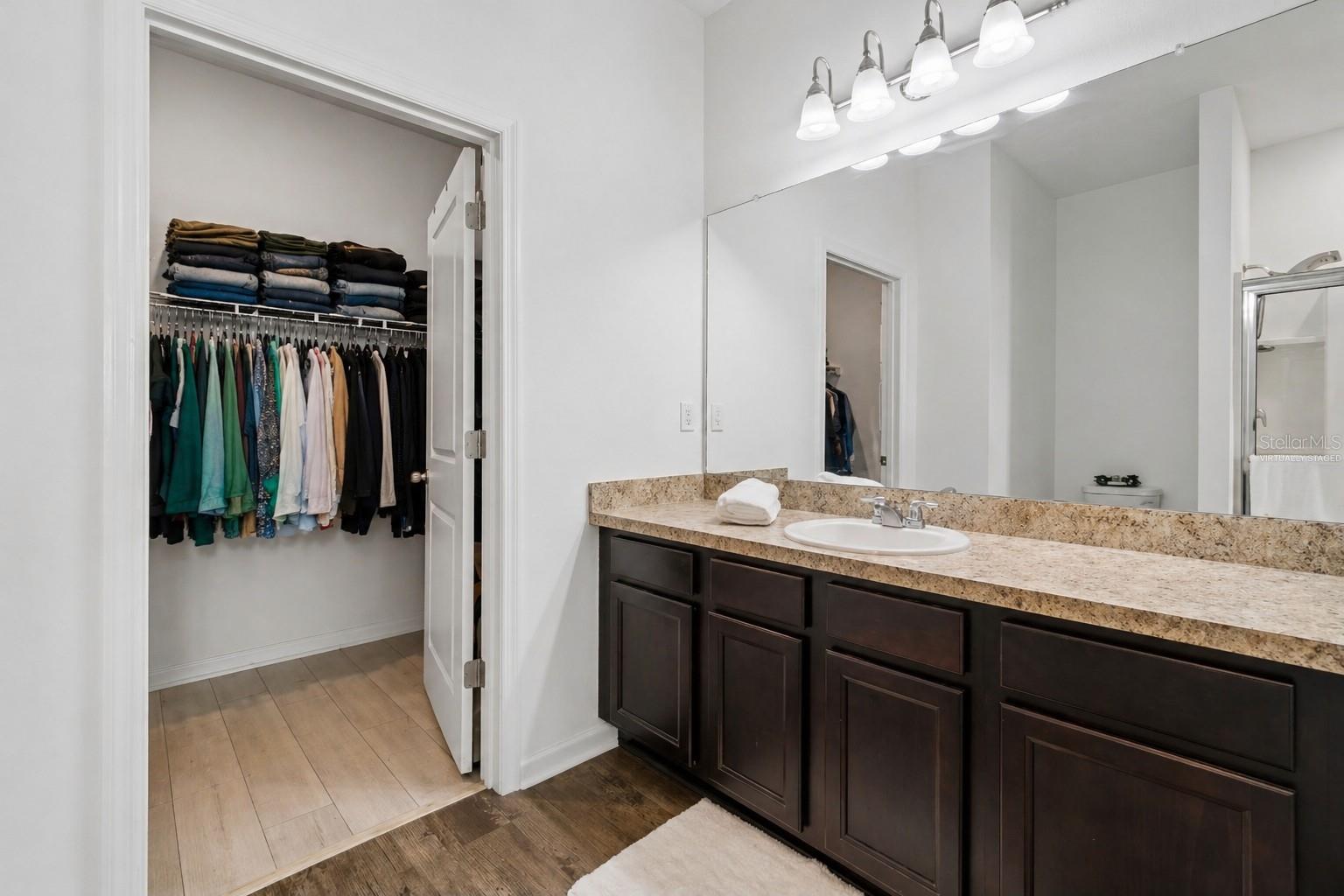 Primary BR En-Suite Bathroom (Virtually Staged)