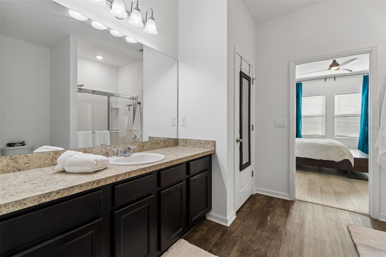 Primary BR En-Suite Bathroom