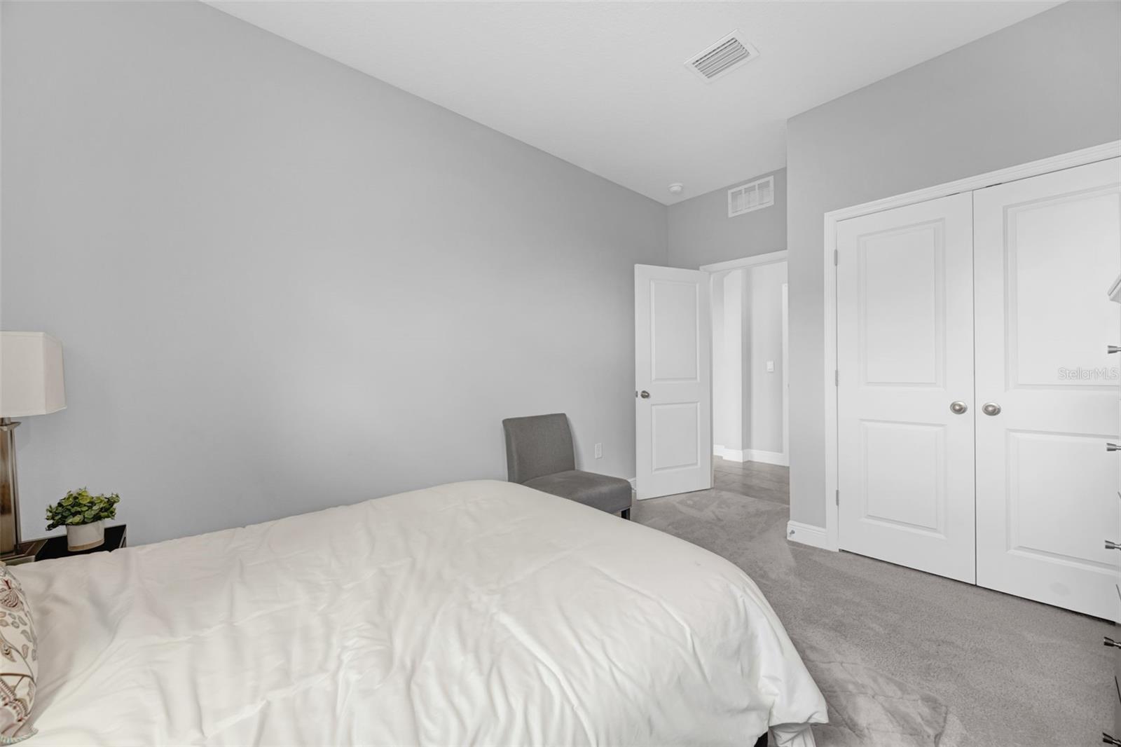 Bedroom 2 (first floor)