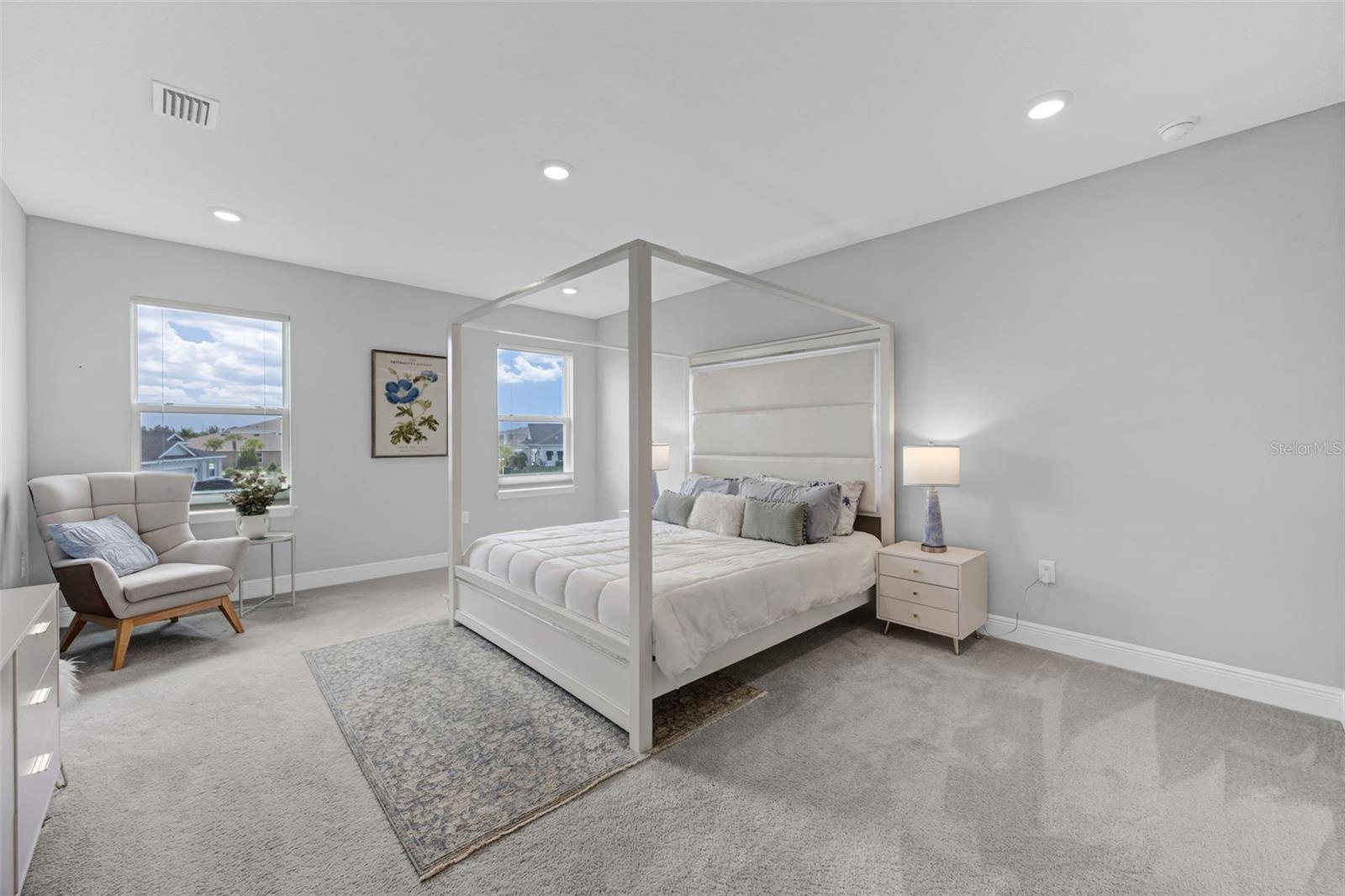 Primary Bedroom (Upstairs)