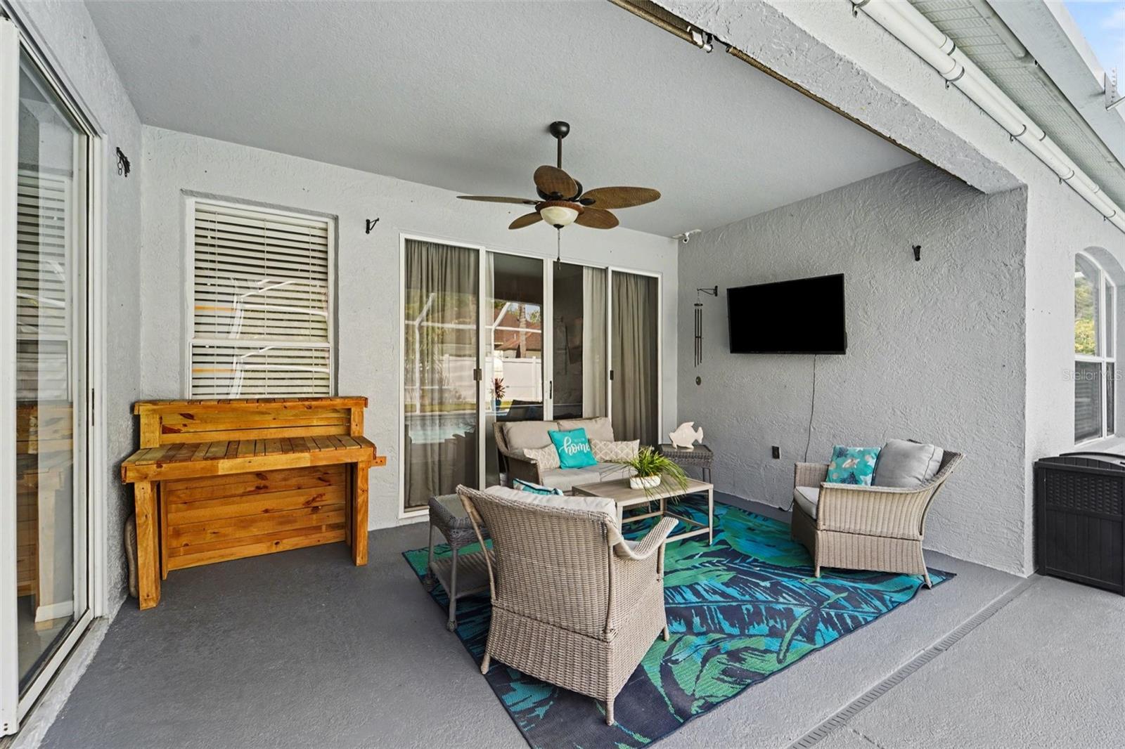 19717 Wyndham Lakes Drive, Odessa FL - Covered screened Patio