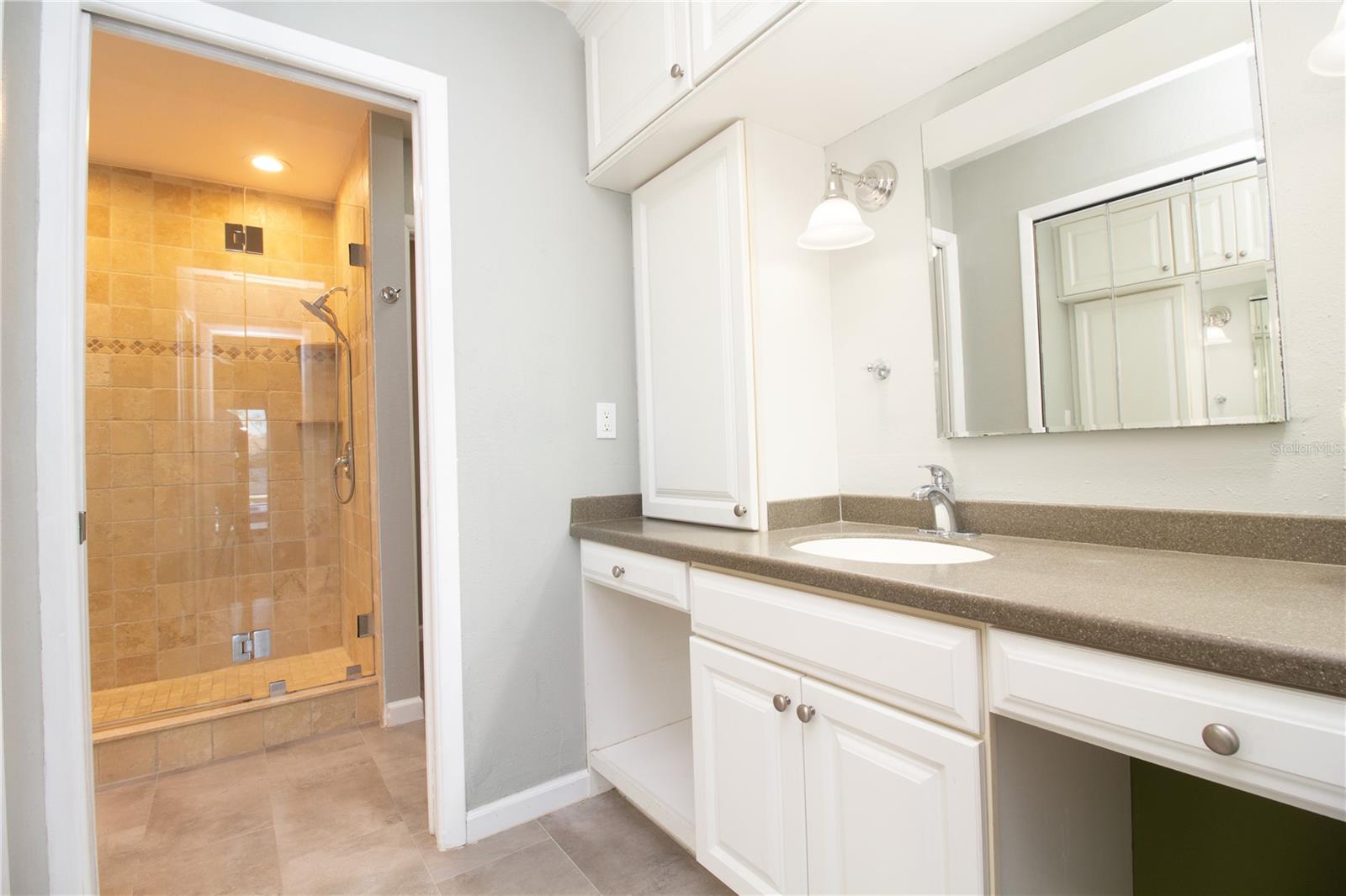 Separate VAnity space with sink
