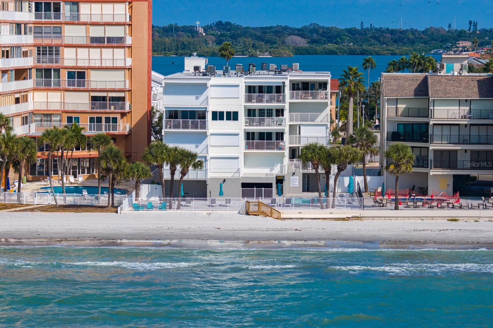 L4961408