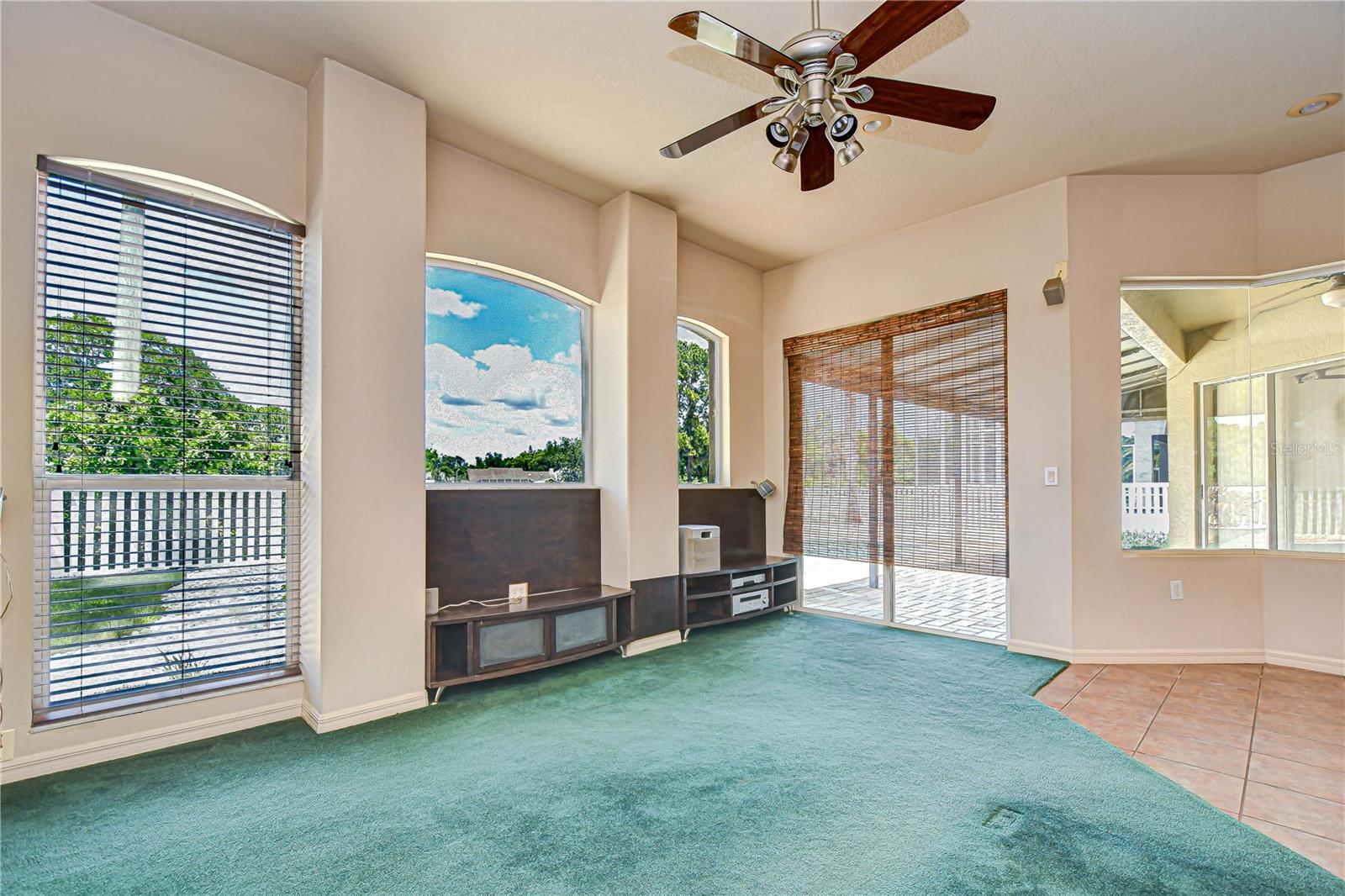 Family Room Windows and SGD to Lanai - Cafe Area