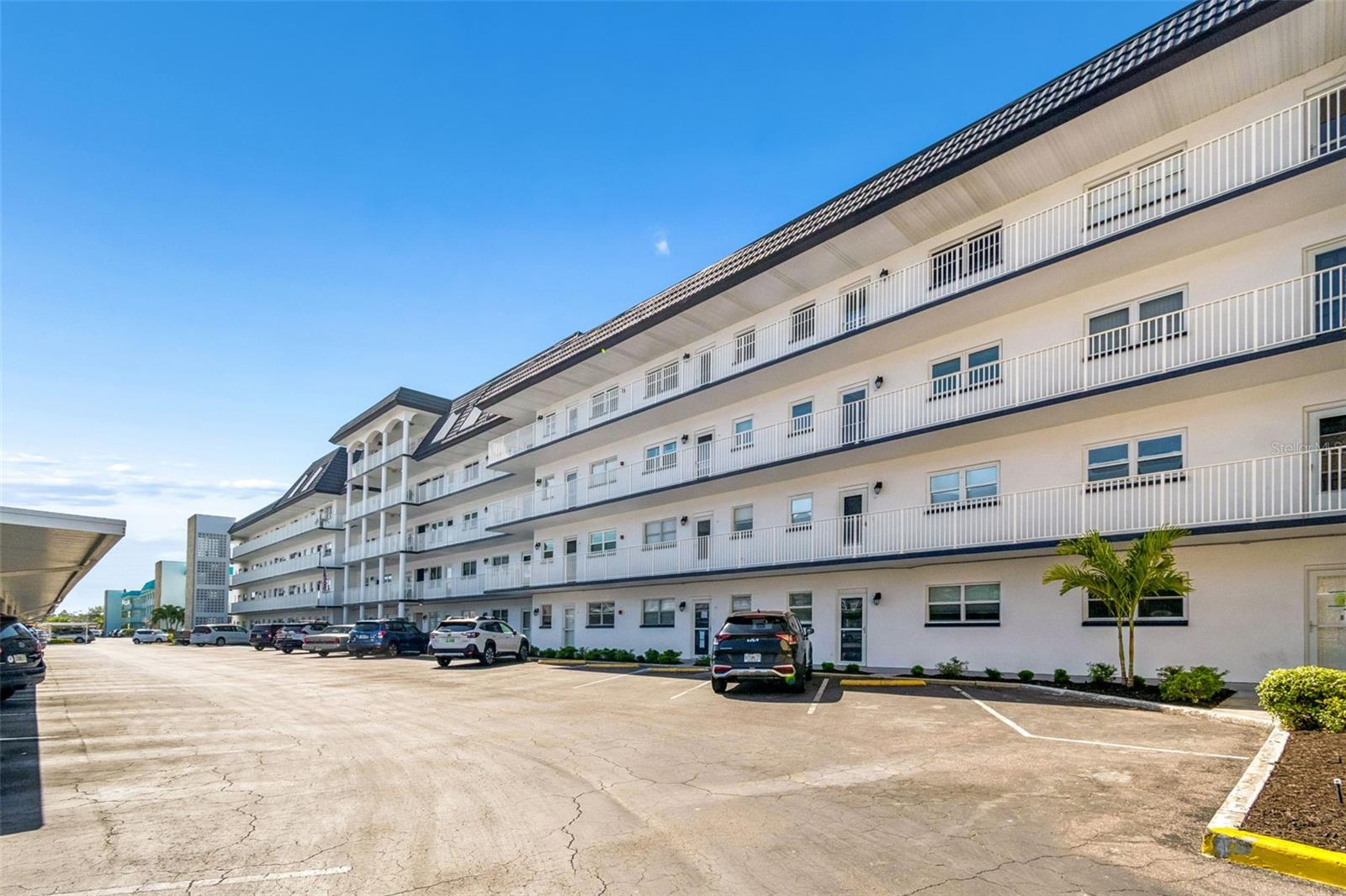 Hampton Building - Front Elevation